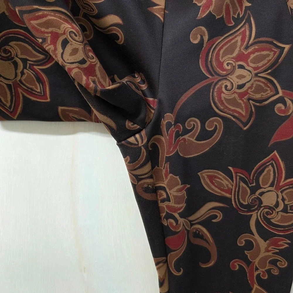 Chico's Womens 2P Brown Floral Capri Pants Petite Stretch Career Cropped 12P